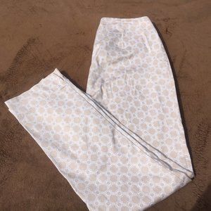✅Charter Club Classic Beige & White print Pants 6